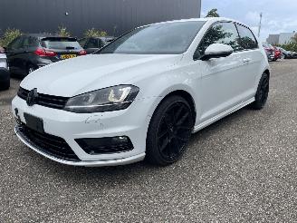 Voiture accidenté Volkswagen Golf 2.0 tdi 110kw Aut. R-Line 2016/5