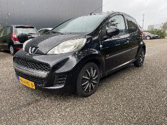 Peugeot 107 5DRS AIRCO picture 5