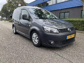Vaurioauto  passenger cars Volkswagen Caddy 1.6 tdi 75kw 2012/7