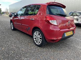 Auto incidentate Renault Clio 1.2 5drs 2010/11