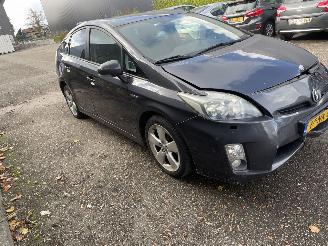 Toyota Prius 1.8 hybrid picture 4