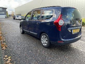 krockskadad bil auto Dacia Lodgy 1.6 airco 2012/12