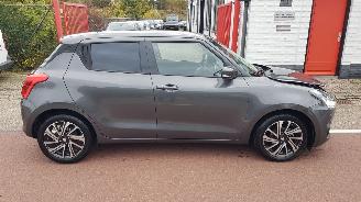 damaged passenger cars Suzuki Swift AUTOMAAT 2023/9