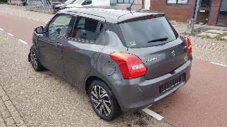 Suzuki Swift AUTOMAAT picture 10