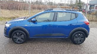 Vaurioauto  passenger cars Dacia Sandero STEPWAY 2025/4