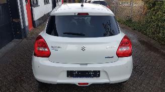 Suzuki Swift  picture 7