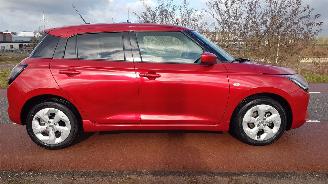 damaged passenger cars Suzuki Swift  2025/12