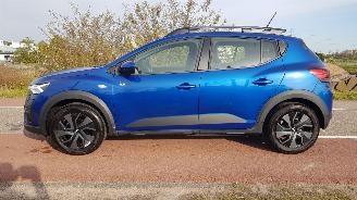 Vaurioauto  passenger cars Dacia Sandero STEPWAY 2025/4