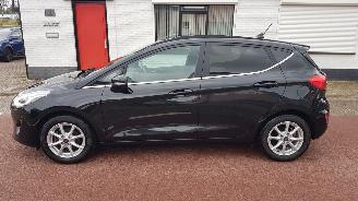 begagnad bil auto Ford Fiesta TITANIUM 2020/12