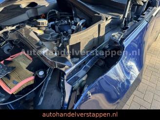 Land Rover Range Rover Velar Dynamic SE 2.0L SI 184KW picture 9