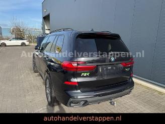 Damaged car BMW X7 M50d 294KW Pano Sky -Executive- 6Sitzer 2019/7