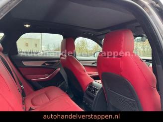 Jaguar F-Pace P400e R-DYNAMIC S AWD Pano picture 21