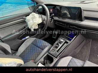 Volkswagen Golf VIII Lim. R 4Motion Performance Panorama picture 12