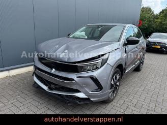 Damaged car Opel Grandland X PHEV 165KW Hybrit 2023/11