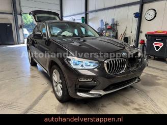 krockskadad bil auto BMW X4 xDrive 20 d Advantage 140KW Pano Leder Navi 2019/7
