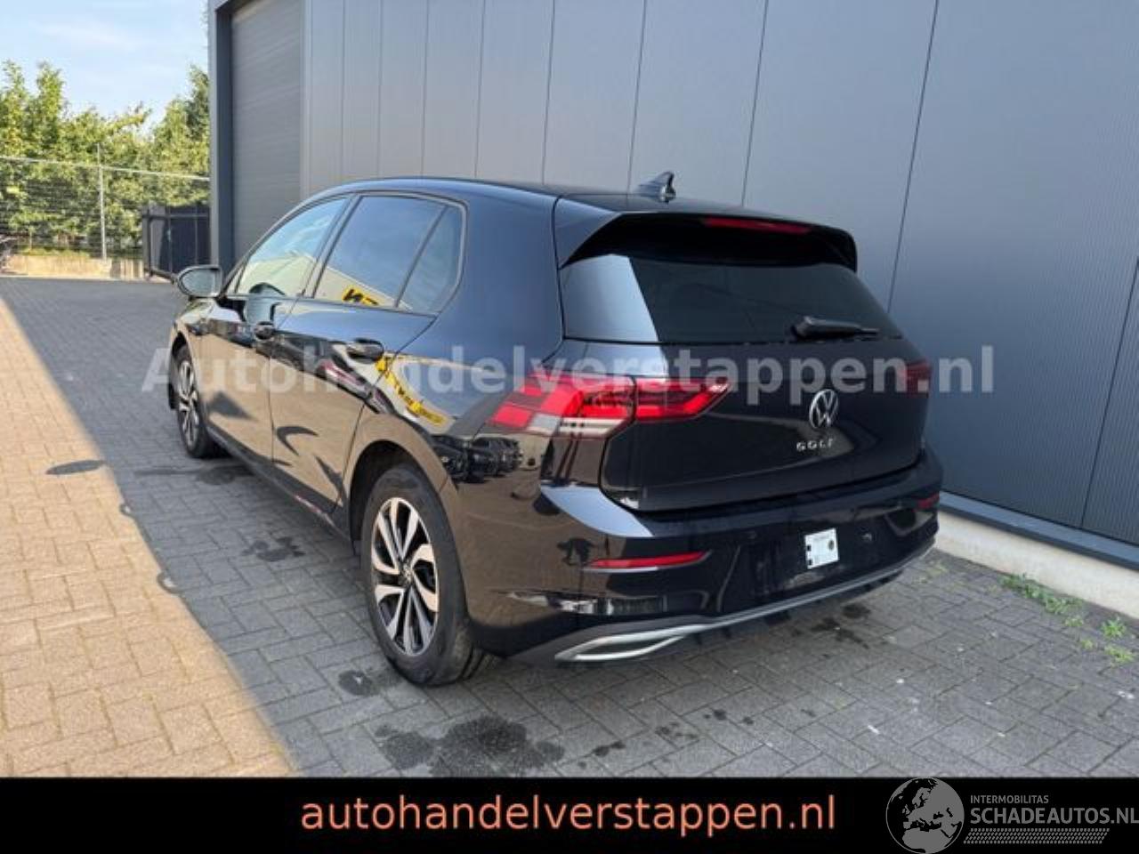 Volkswagen Golf VIII Lim. Active TSI 81KW Navi DAB+