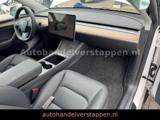 Tesla Model Y Long Range Dual AWD Pano Leder picture 18