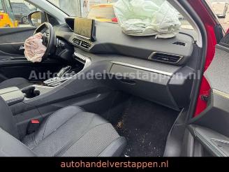 Peugeot 3008 II Allure Pack Aut  96 kW e-THP / PureTech picture 16