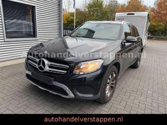 damaged passenger cars Mercedes GLC 220d 4Matic Leder Alu Fahrbereit - DRIVE 2017/8