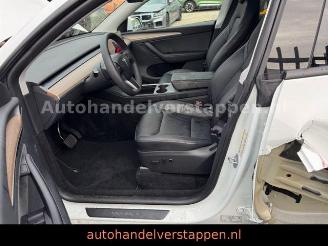 Tesla Model Y RWD 255KW Pano Leder FULL LED picture 18
