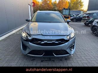 Kia Cee d Ceed Sportswagon Plug-in Hybrid Platinum Edition picture 9