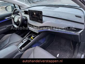 Skoda Enyaq 80 DAB+ Suite Convenience-Paket picture 13