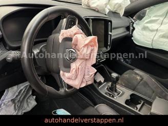 Volvo XC40 T3 R Design Sport 120KW Leder Navi picture 15