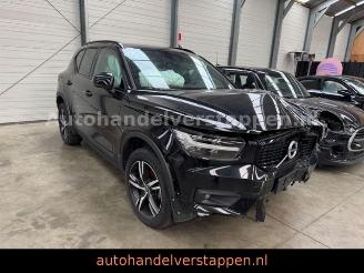 Vaurioauto  passenger cars Volvo XC40 T3 R Design Sport 120KW Leder Navi 2021/4