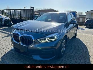 Avarii autoturisme BMW 1-serie d Advantage Aut7G Live Cockpit LED Navi 2021/4