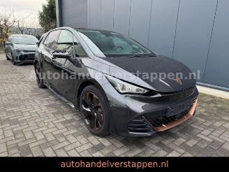 Schadeauto Cupra Born 150KW Skyline Roof Hud Sportpaket 2023/11