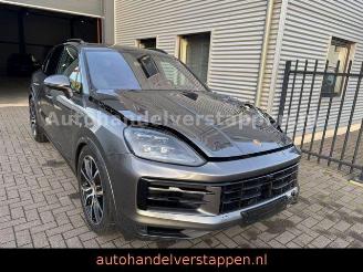 Uttjänta bilar auto Porsche Cayenne E-Hybrid Exclusive Design Matric ACC 2024/5