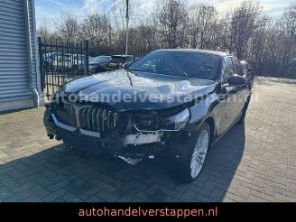 Damaged car BMW i5 Limousine 40 eDrive 250KW Cockpit Plus Panora 2025/4