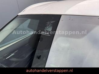 BMW X1 sDrive 18i xLine 103KW Leder Navi LED Facelif picture 10