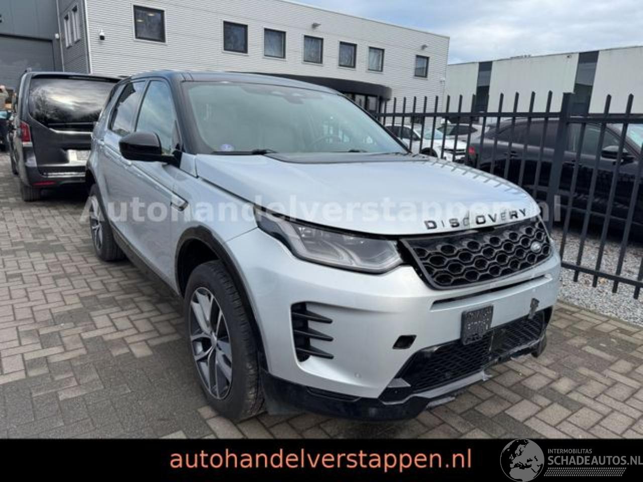 Land Rover Discovery Sport P300e Dynamic SE AWD