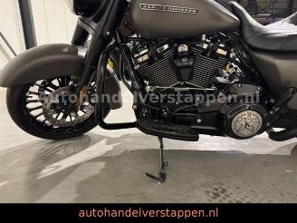 Harley-Davidson Road King Special - Krugger picture 14