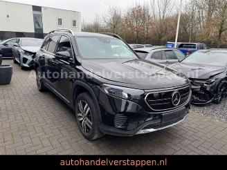 Unfallwagen Mercedes EQB 250 Advanced 140KW Navi+ Leder 7Personen 2023/12