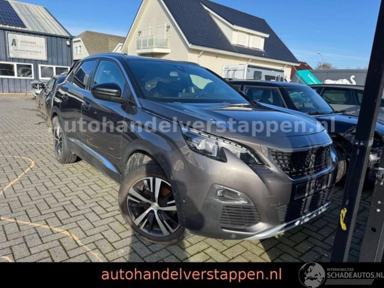 Peugeot 3008 II GT LINE 133 kW PureTech Pano Leder LED