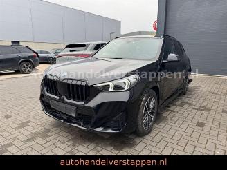 BMW X1 18i sDrive M Sport Automatik Leder LED picture 10