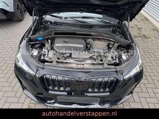 BMW X1 18i sDrive M Sport Automatik Leder LED picture 17
