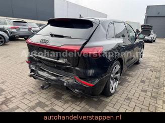 Audi E-tron 55 Quattro S line 3× 300KW picture 7