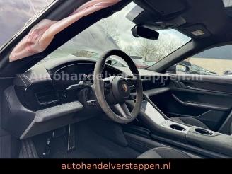 Porsche Taycan Sport Turismo GTS Bose Panorama glass picture 21