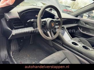 Porsche Taycan Sport Turismo GTS Bose Panorama glass picture 20