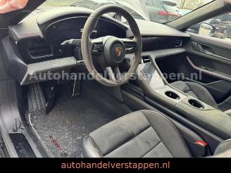 Porsche Taycan Sport Turismo GTS Bose Panorama glass picture 25