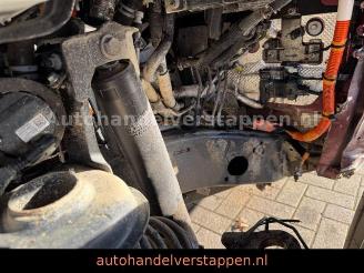 Jeep Wrangler Unlimited Plug-In Hybrid Sahara picture 18