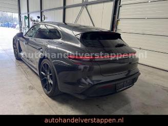 Porsche Taycan Sport Turismo 3×Display Airsu Panorama picture 3