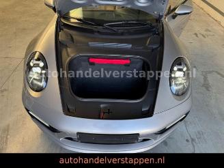 Porsche 911 Carrera 4 S Cabriolet -992- GT Silver picture 12