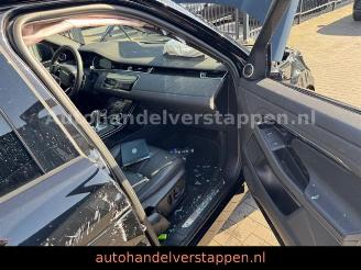 Land Rover Range Rover Evoque R-Dynamic SE P300e picture 33