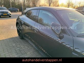 Porsche Taycan Cross Turismo 4S Glasdach picture 9