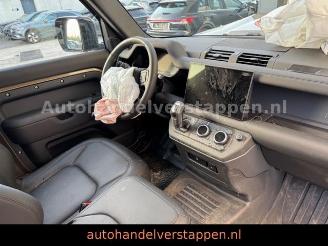 Land Rover Defender 90 Hard Top X-Dynamic SE D250 picture 28