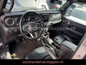 Jeep Gladiator Overland 4WD Launch Edition picture 26